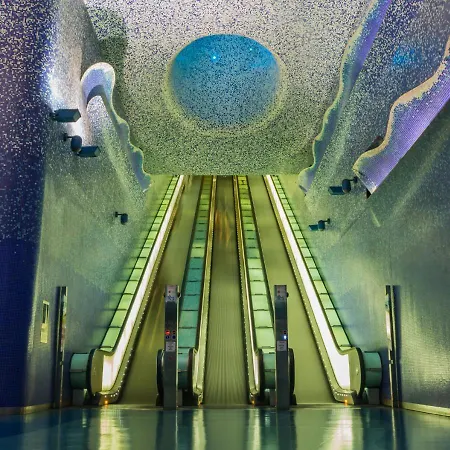 Casa vacanze Metro Montesanto - 2 Minuti Dalla Metropolitana E Dal Centro Di Napoli